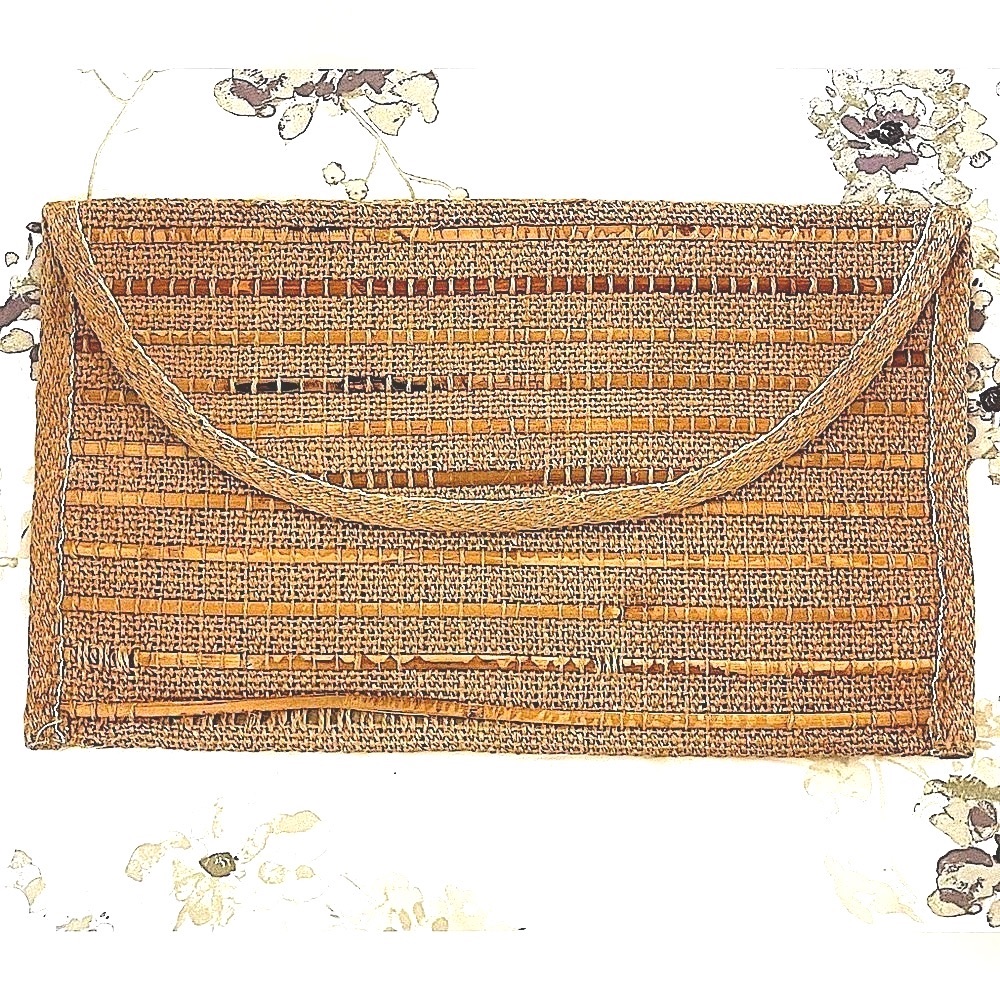Vintage Woven Straw Envelope Bag. Vintage Saks Fifth Avenue Envelope Clutch!